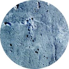 Concreto sellado después de Penetron — poros y fisuras bloqueados por cristales